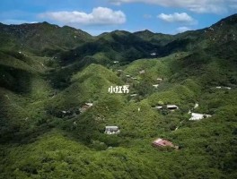 长城脚下的公社是谁设计的